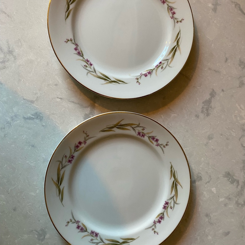 Prestige fine China stamped Japan. Vintage. Bread and Butter sized, set of 2